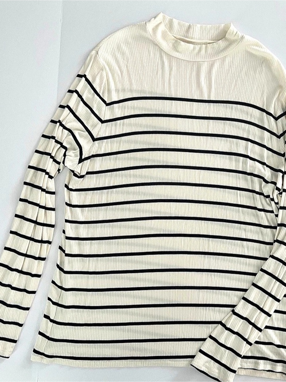 Ava & Viv Striped Ribbed Long Sleeve Top in White & Black